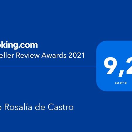 شقة أياريث  في Piso Rosalia De Castro المظهر الخارجي الصورة